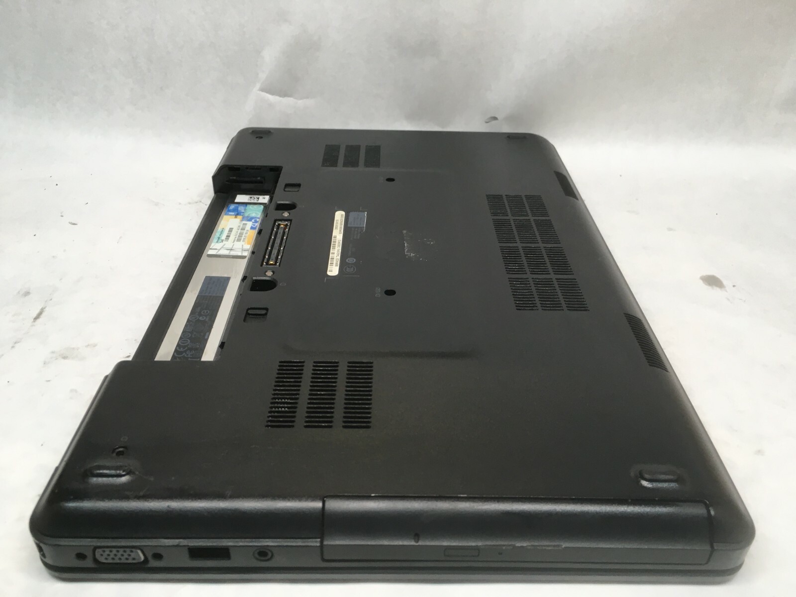 Dell Latitude E5540 Core i5 Laptop For Parts NO LCD Screen/HDD/Battery/RAM JR