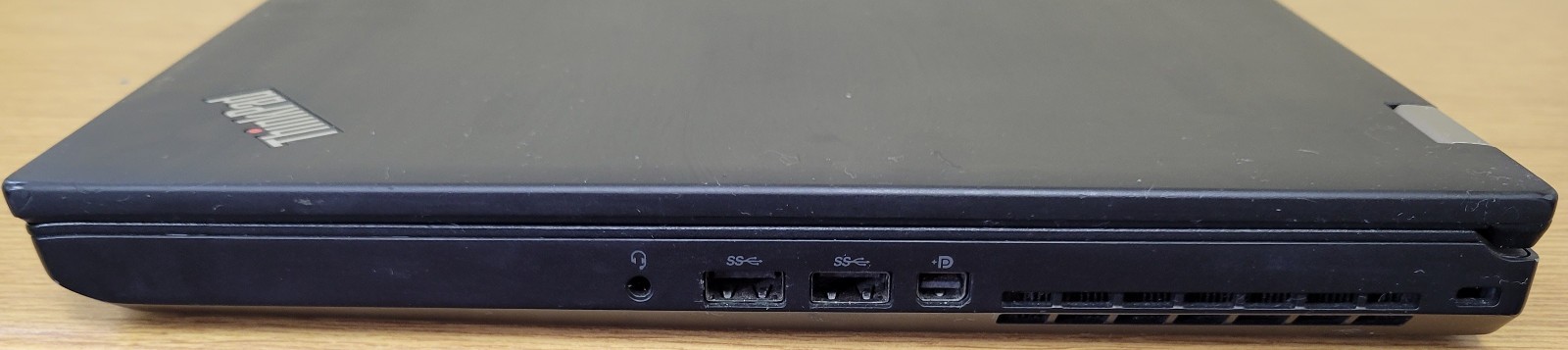 Lenovo ThinkPad P51 i7-7820HQ 2.90GHz 16GB Quadro M1200 No OS/SSD
