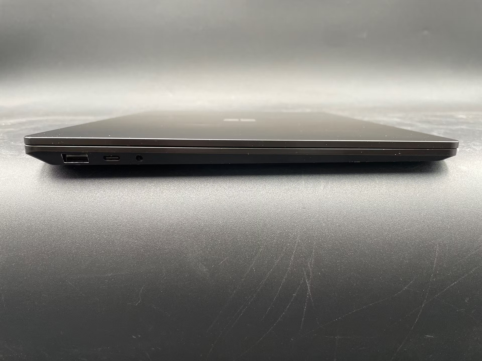 Microsoft Surface Laptop 5 Used 13.5″ (i7-1265U-16GB-255GB NVMe)