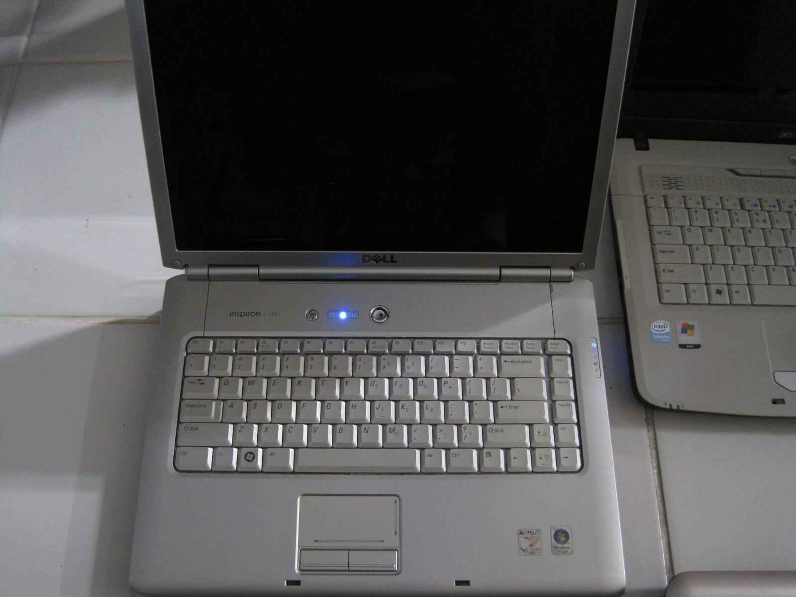 Lot of 4 Laptop- Dell Inspiron 1520 1521 HP Pavilion dv6-3025dx Acer Aspire 5315