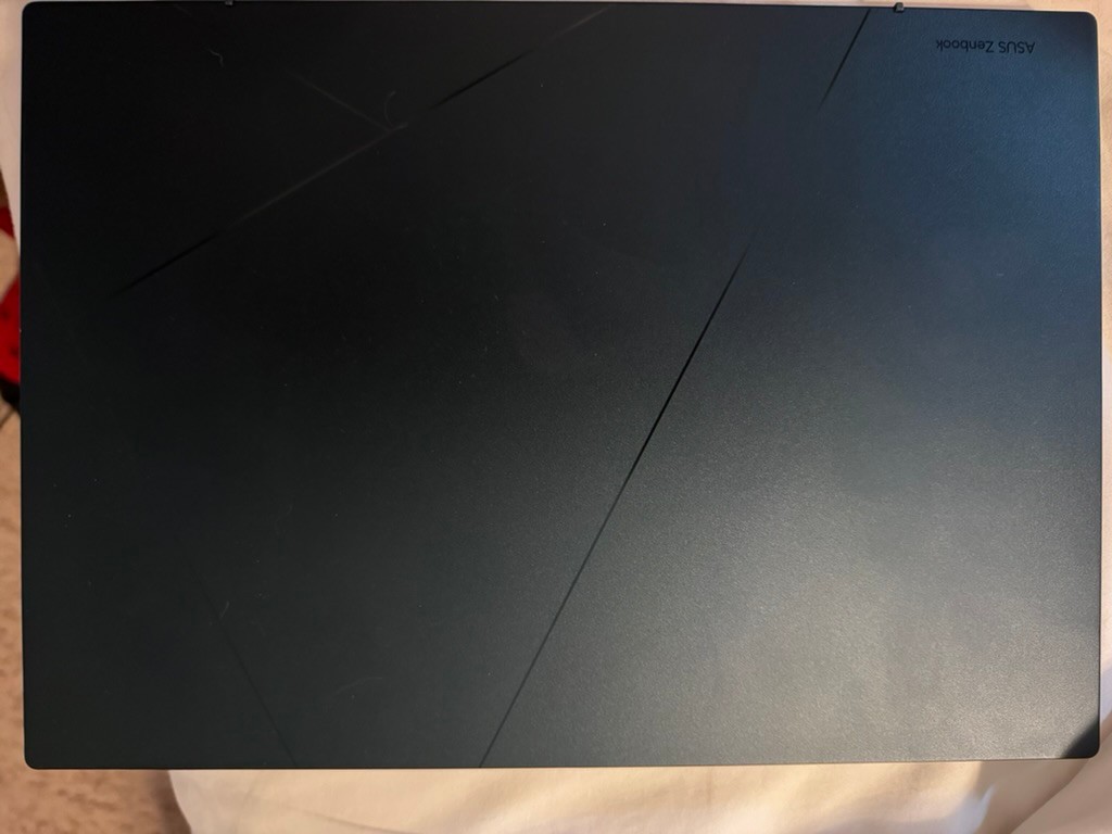 ASUS Zenbook 14 OLED Laptop 2.8K i5-1240P 8GB 256GB SSD Intel Evo Ultra Slim