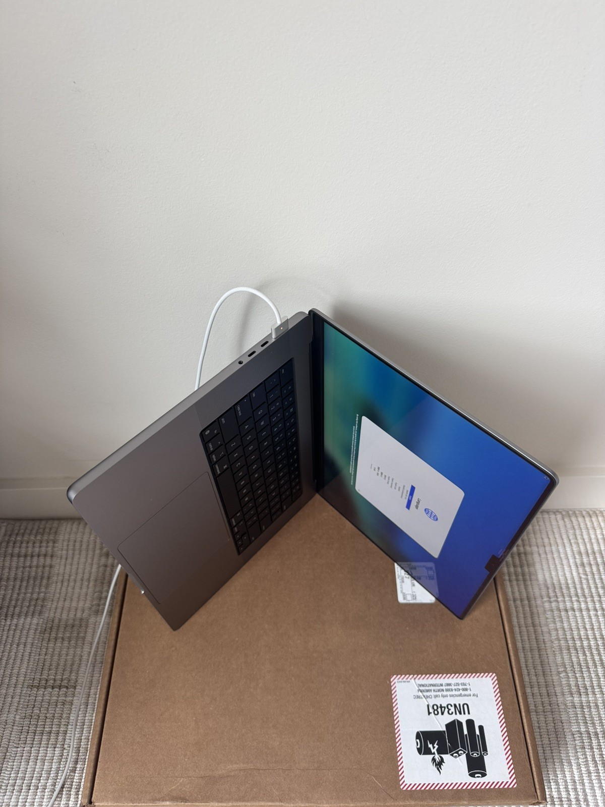 Apple MacBook Pro 2021 16″ M1 Pro 10-Core CPU 16-Core GPU 32GB RAM 512GB SSD