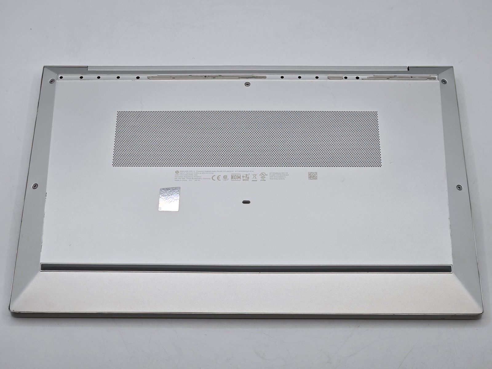 HP ELITEBOOK 855 G8 15″ FHD Touch RYZEN 7 PRO 5850U 512GB SSD 16GB W11P Backlit
