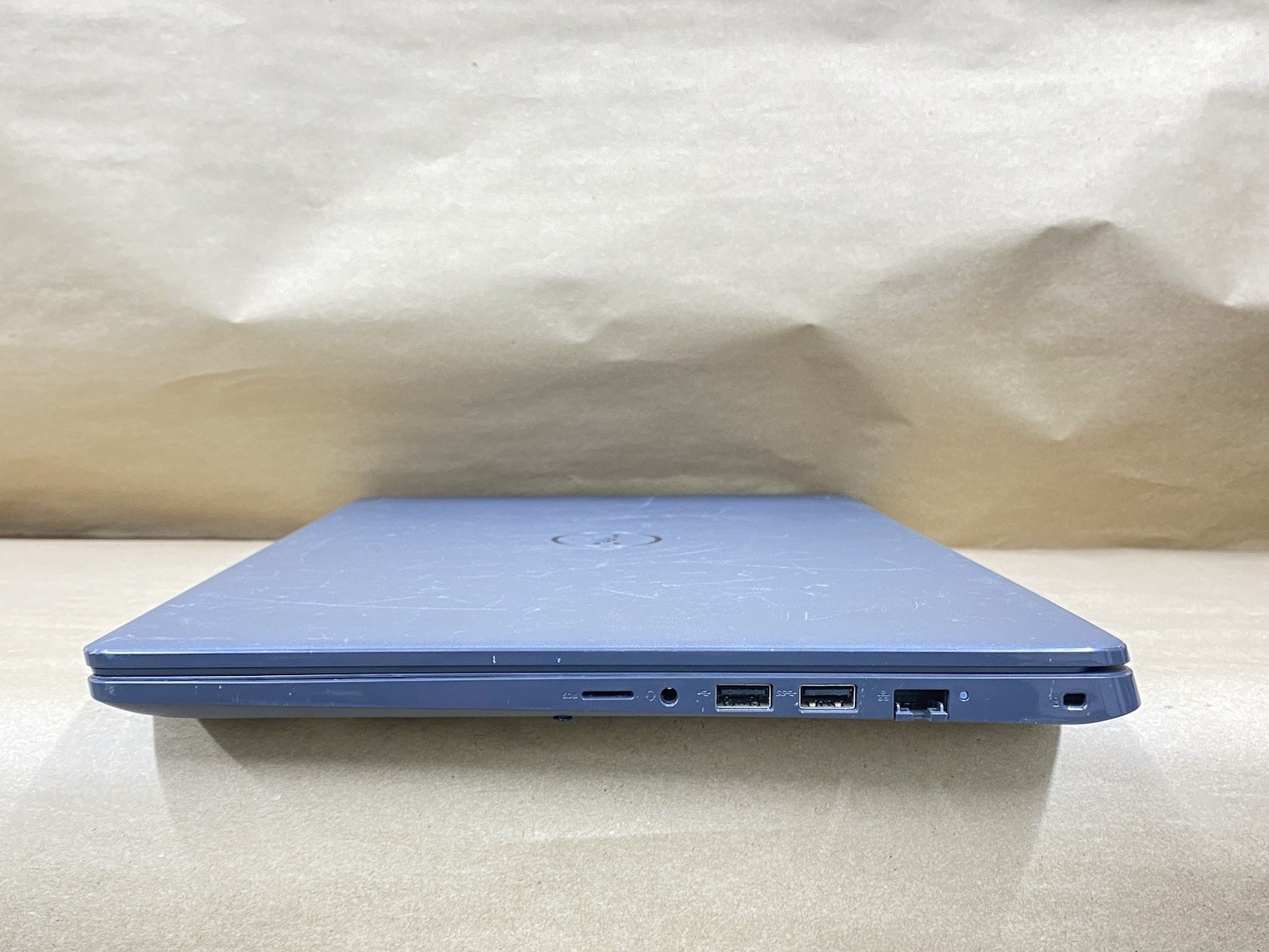 Dell Latitude 3510 – 15.5″ 1366×768 – i5-10210U – 8GB – 256GB SSD – Win 11 Pro