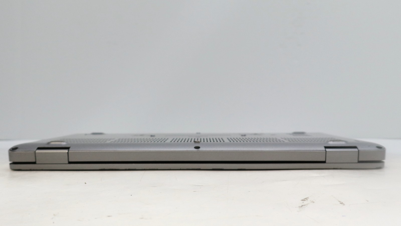 Dell Latitude 5400 Chrome 14″ i7-8665u 16GB 64GB – Fair READ DESC