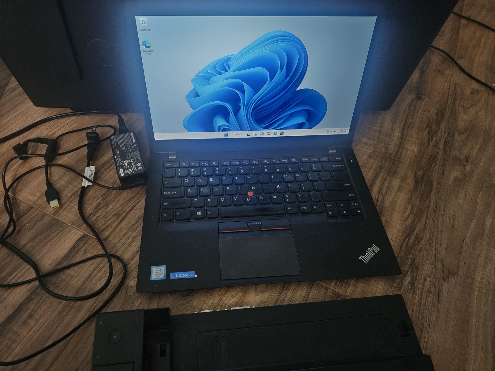 lenovo thinkpad t470 i5-6300u And Station Dock