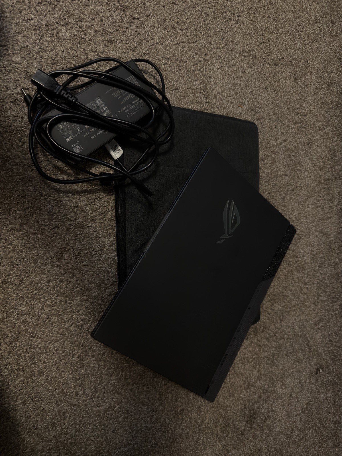 Asus ROG Strix G17 17.3″ Ryzen 9 7845HX 3.0GHz 16GB RAM 1TB SSD GeForce RTX 4060