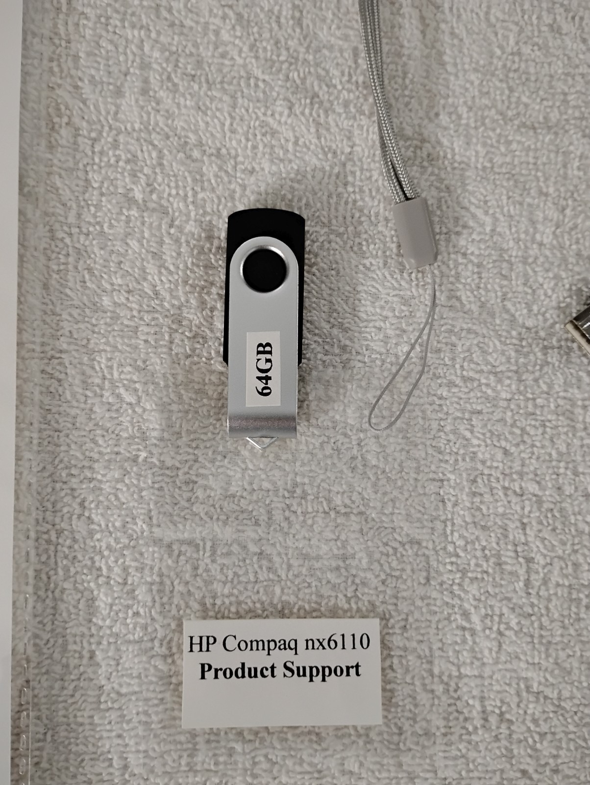 HP Compaq nx6110 14″ Laptop – Windows 7 Pro – plus EXTRAS