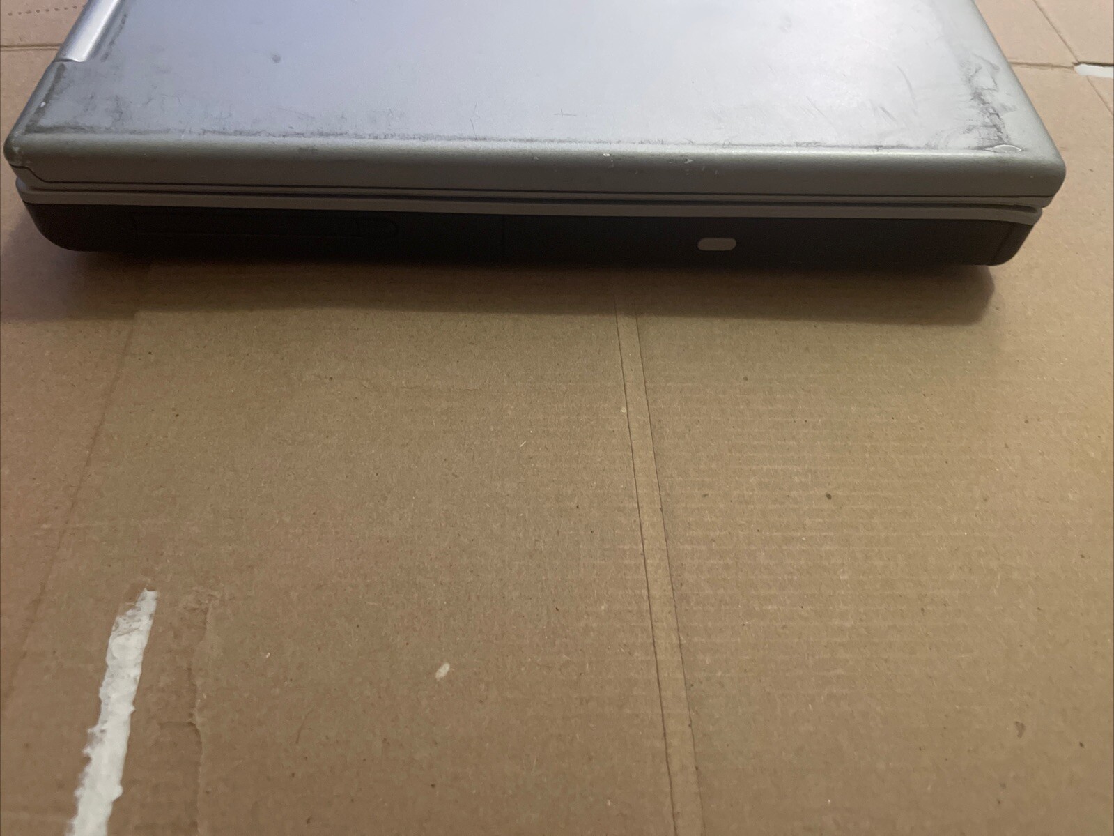 Compaq Presario X1000 Laptop Pentium M 1.4 GHz 2GB 160GB XP Sp3