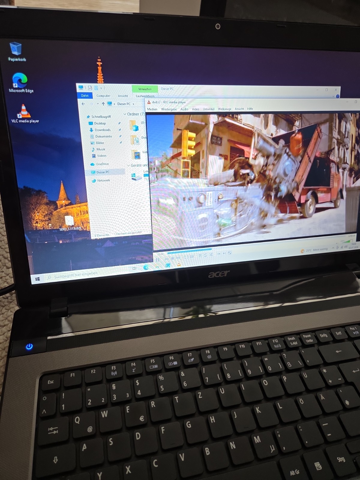 Acer Aspire 7750ZG 17.3 inch 8GB RAM 120GB SSD Radeon HD 6650M Windows 10