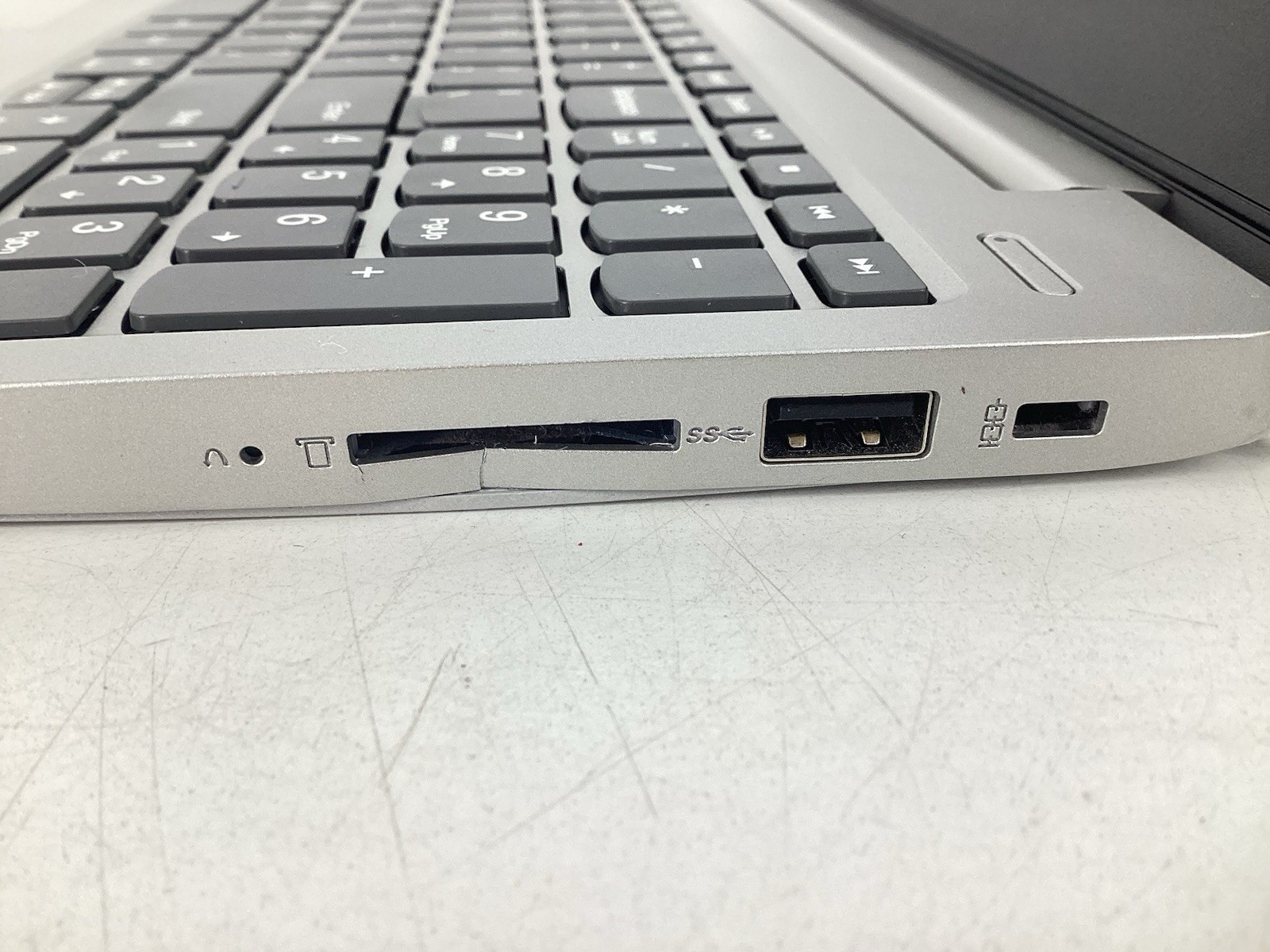 Lot of 2 Lenovo IdeaPad S340 330S 15.6″ i3/i5 8GB No SSD No OS