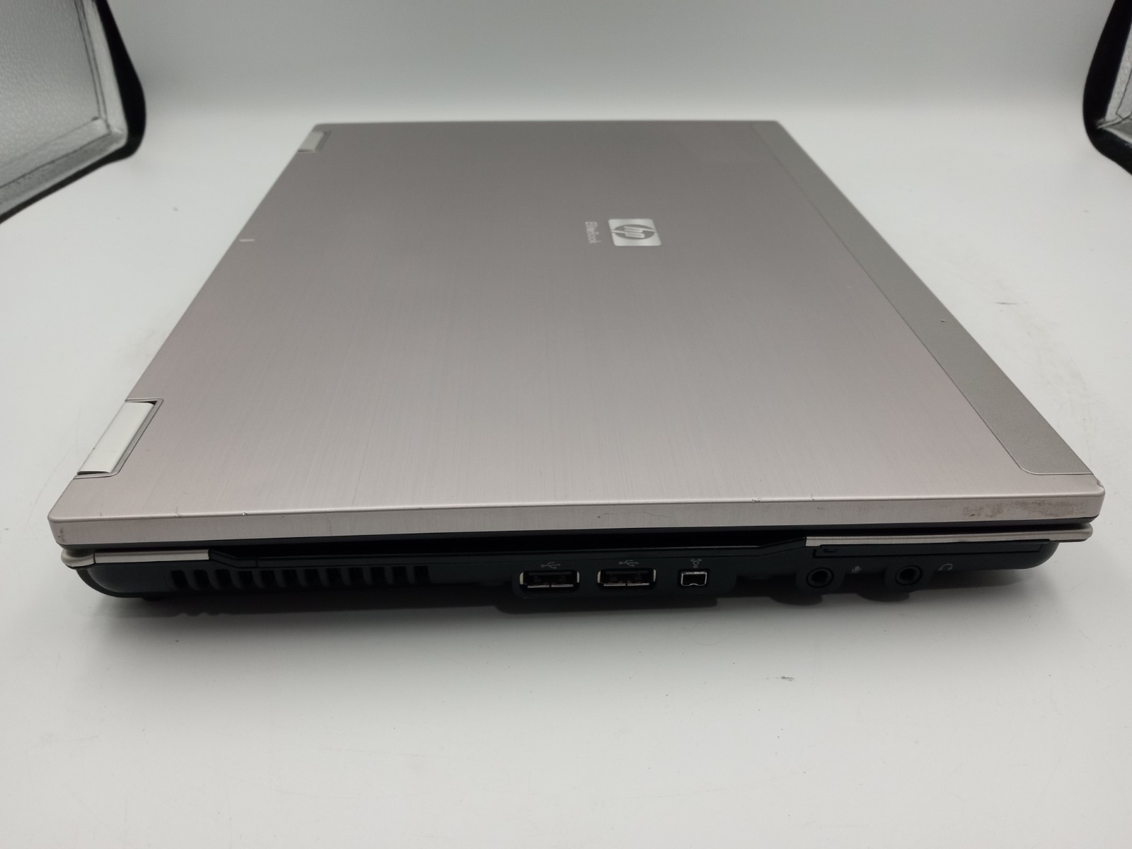 HP EliteBook 6930p 14″ Laptop Intel C2D 2.53GHz 4GB RAM 160GB HDD XP – READ -RR