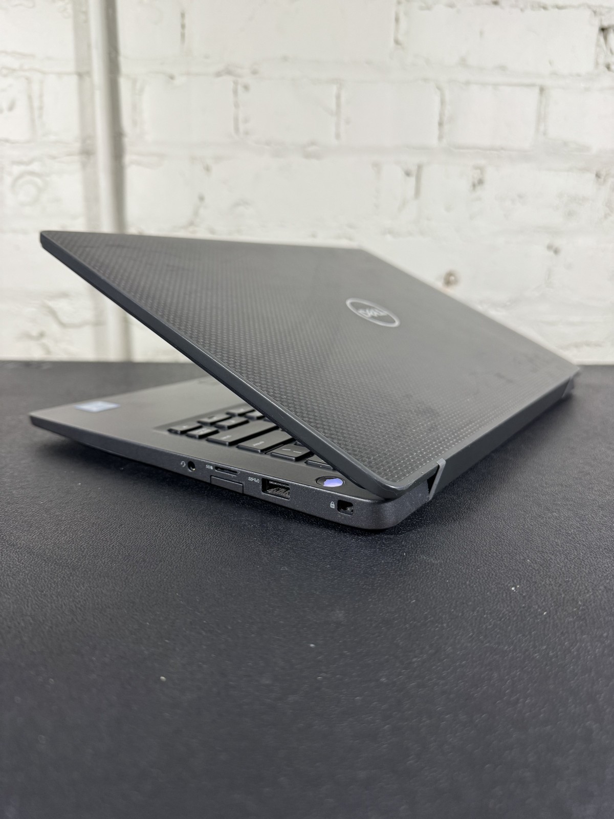 Dell Latitude 7400 14″ FHD Non-Touch i7-8665U 16GB 256GB SSD | READ