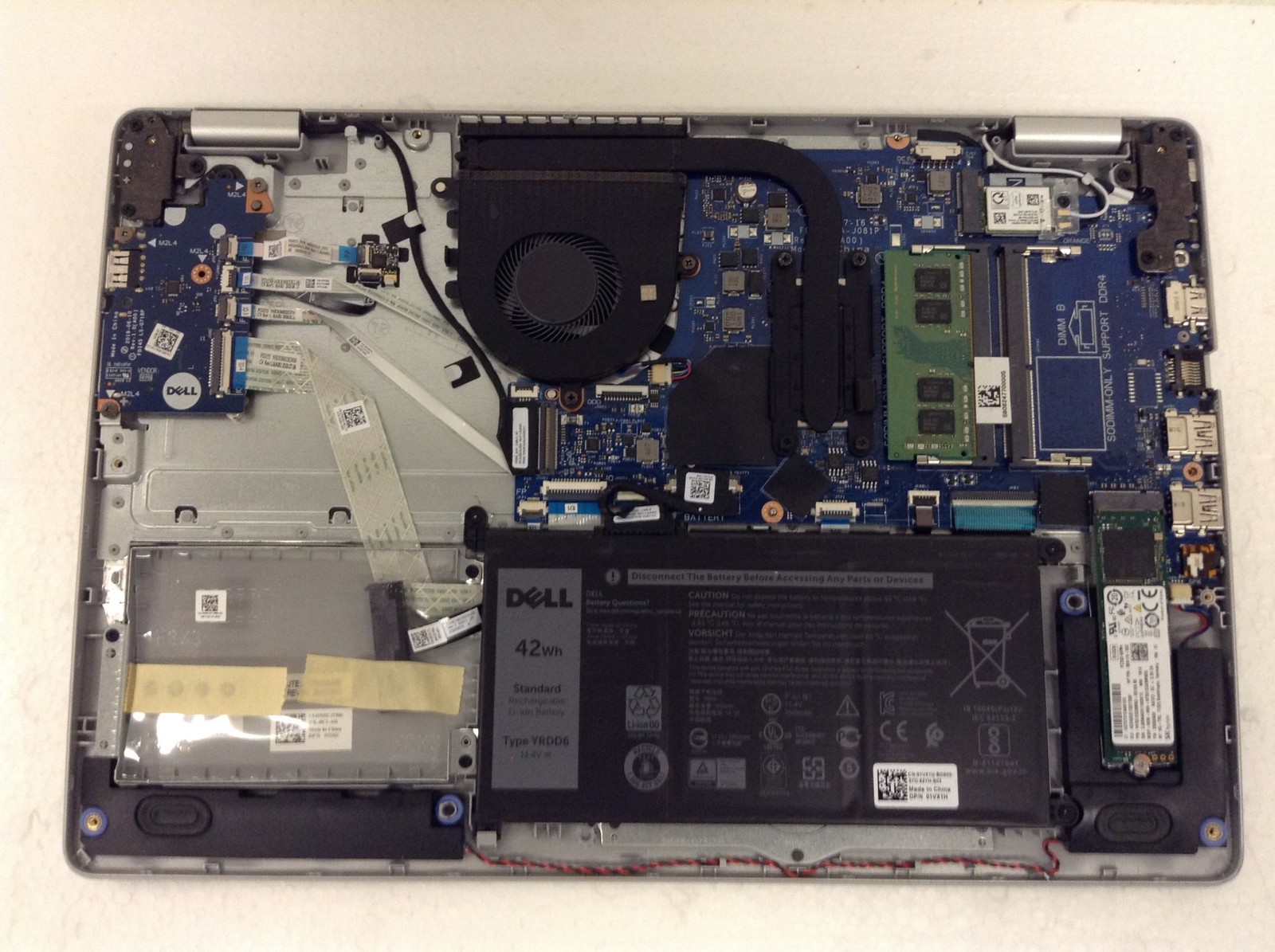 Dell Inspiron 5593 15.6″ FHD Laptop i5-1035G1 w/8GB, 512GB SSD, Backlit, WORKING