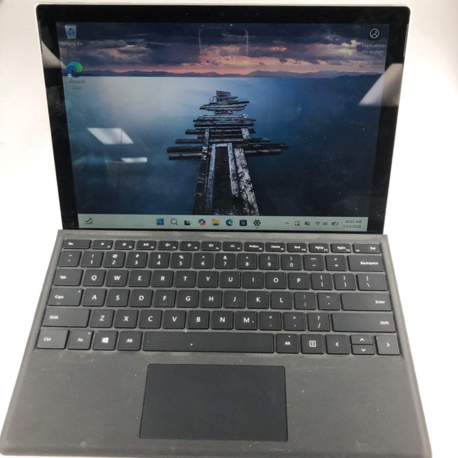 Broken Microsoft Surface Pro 7 1866 13″ i3-1005G1 4GB RAM 128GB SSD READ