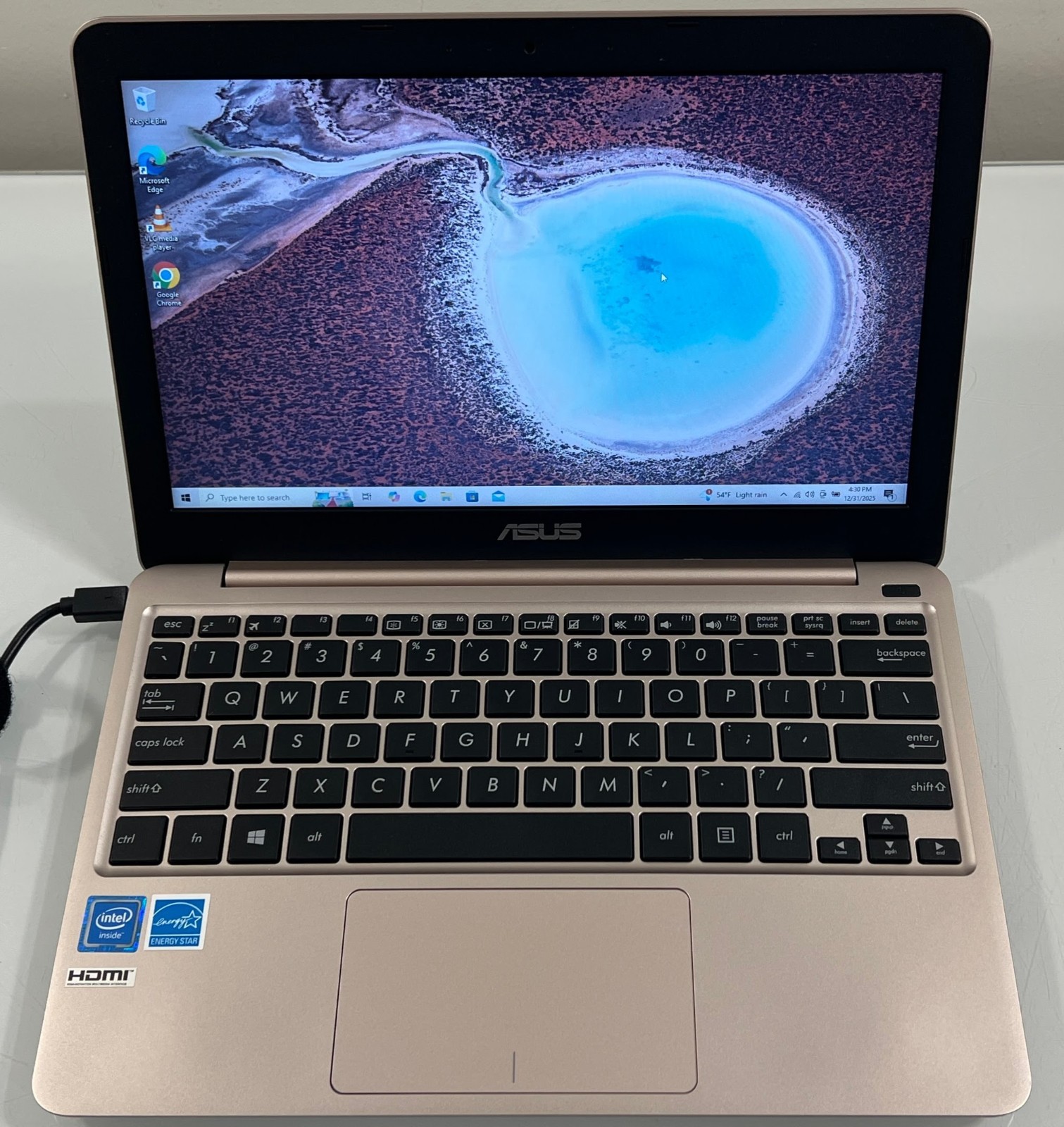 ASUS VivoBook E200HA 11.6″ Laptop Intel Atom x5-Z8350 4GB RAM 32GB Windows 10