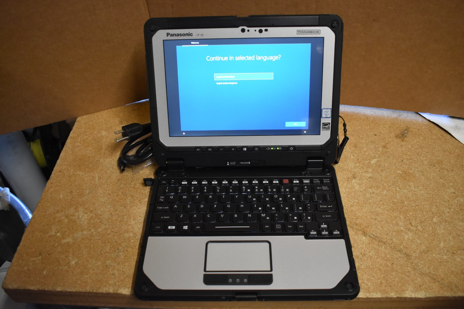 Panasonic Toughbook CF-20 1.6 GHz Core i5-7Y57 @ 1.2GHz 8GB 512GB Win10 Hours 0
