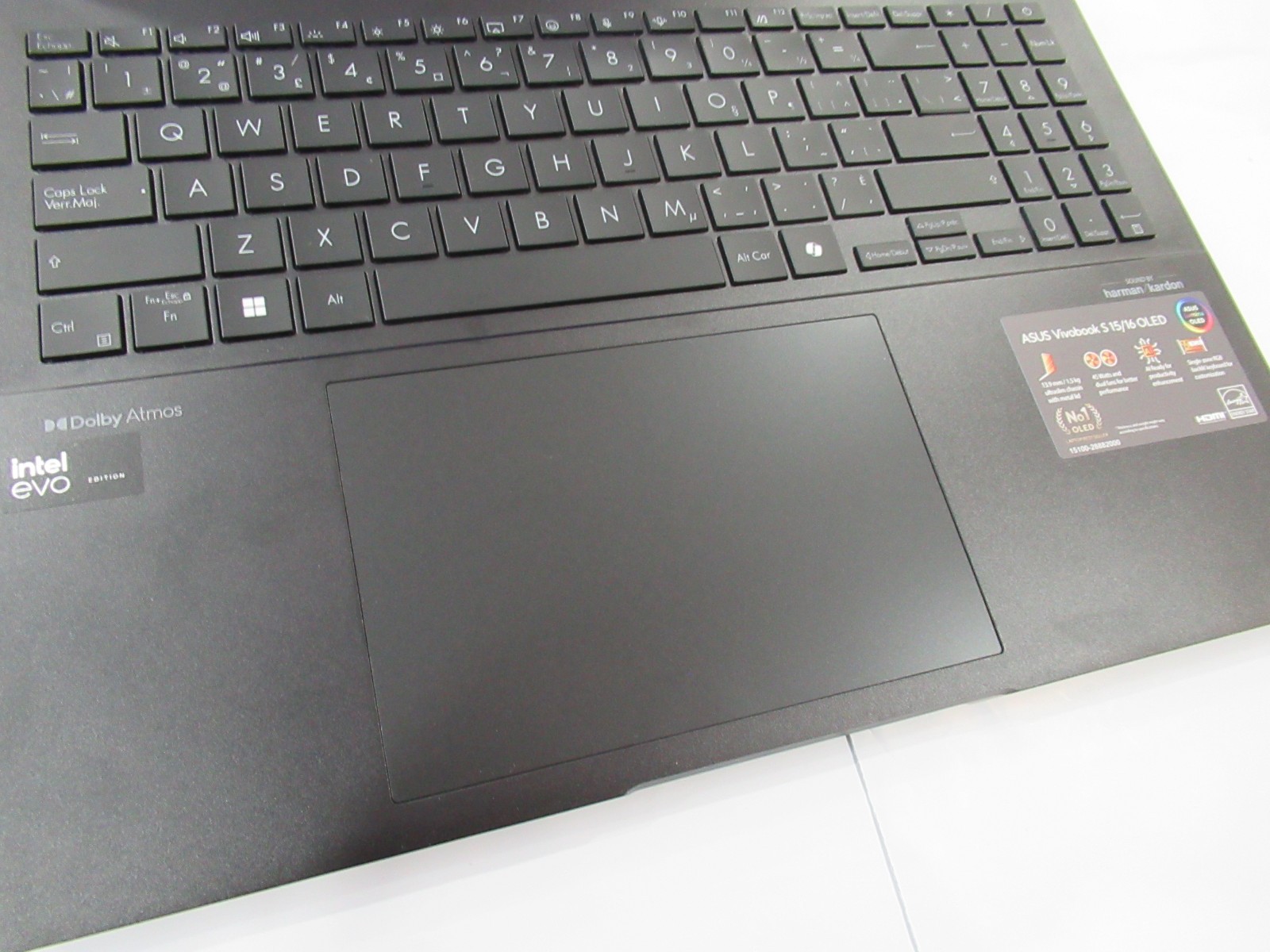 ASUS Vivobook S 16 OLED 16″ Laptop – Neutral Black Intel EVO Ultra 9 – 185H/16G