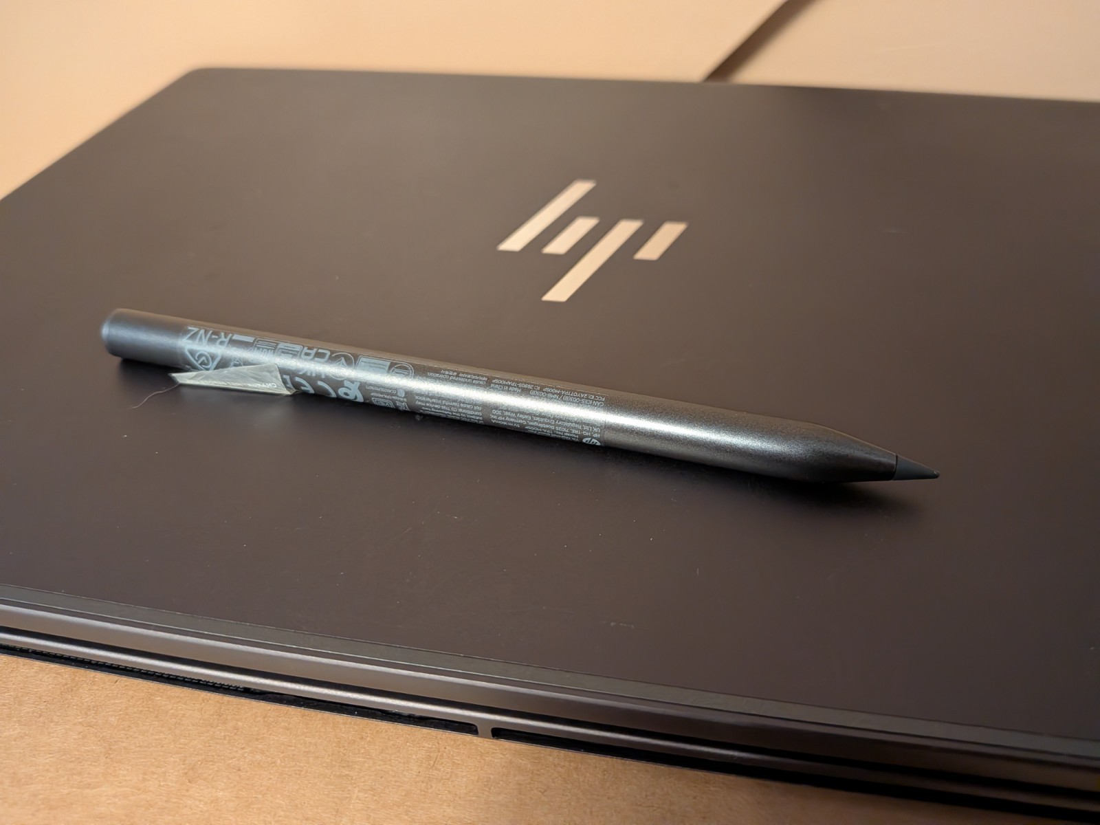HP Spectre x360 2-in-1 14″ 2.8K OLED Touch Ultra 7 155H 32GB 1TB SSD – Excellent