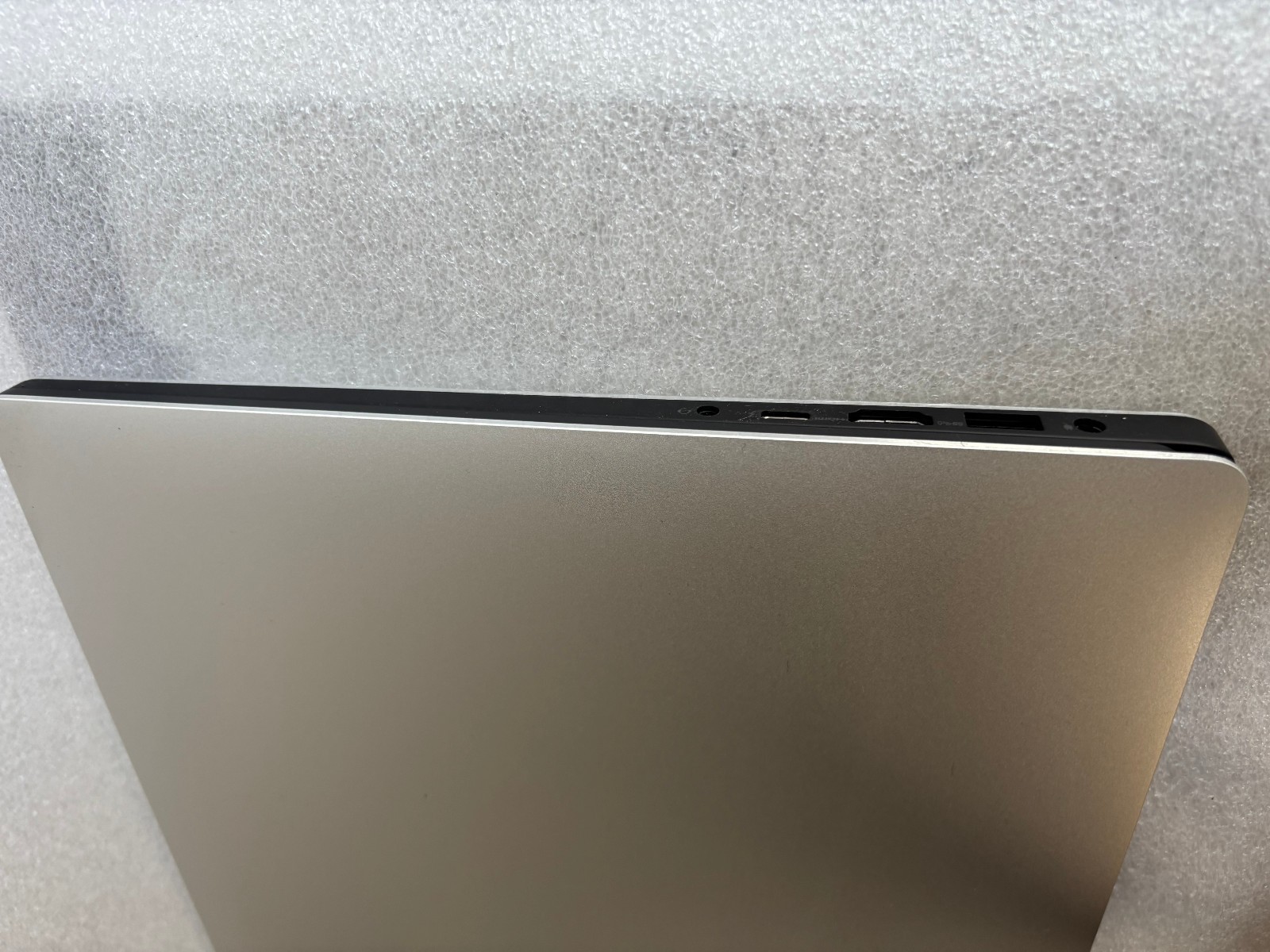 DELL PRECISION 5530 i7-8850H 2.60 GHZ RAM 16GB SSD 500GB BLUETOOTH NVIDIA P1000