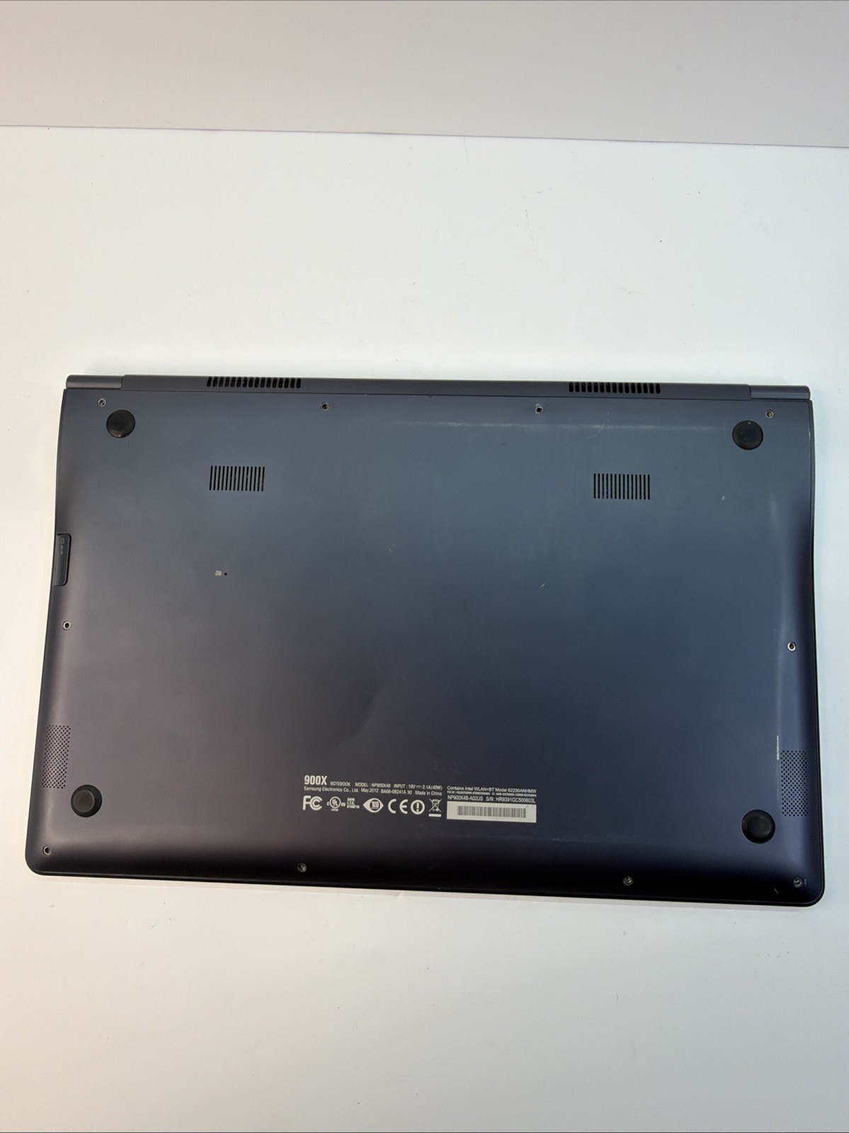 Samsung Notebook NP900X4B-A02US Parts Only