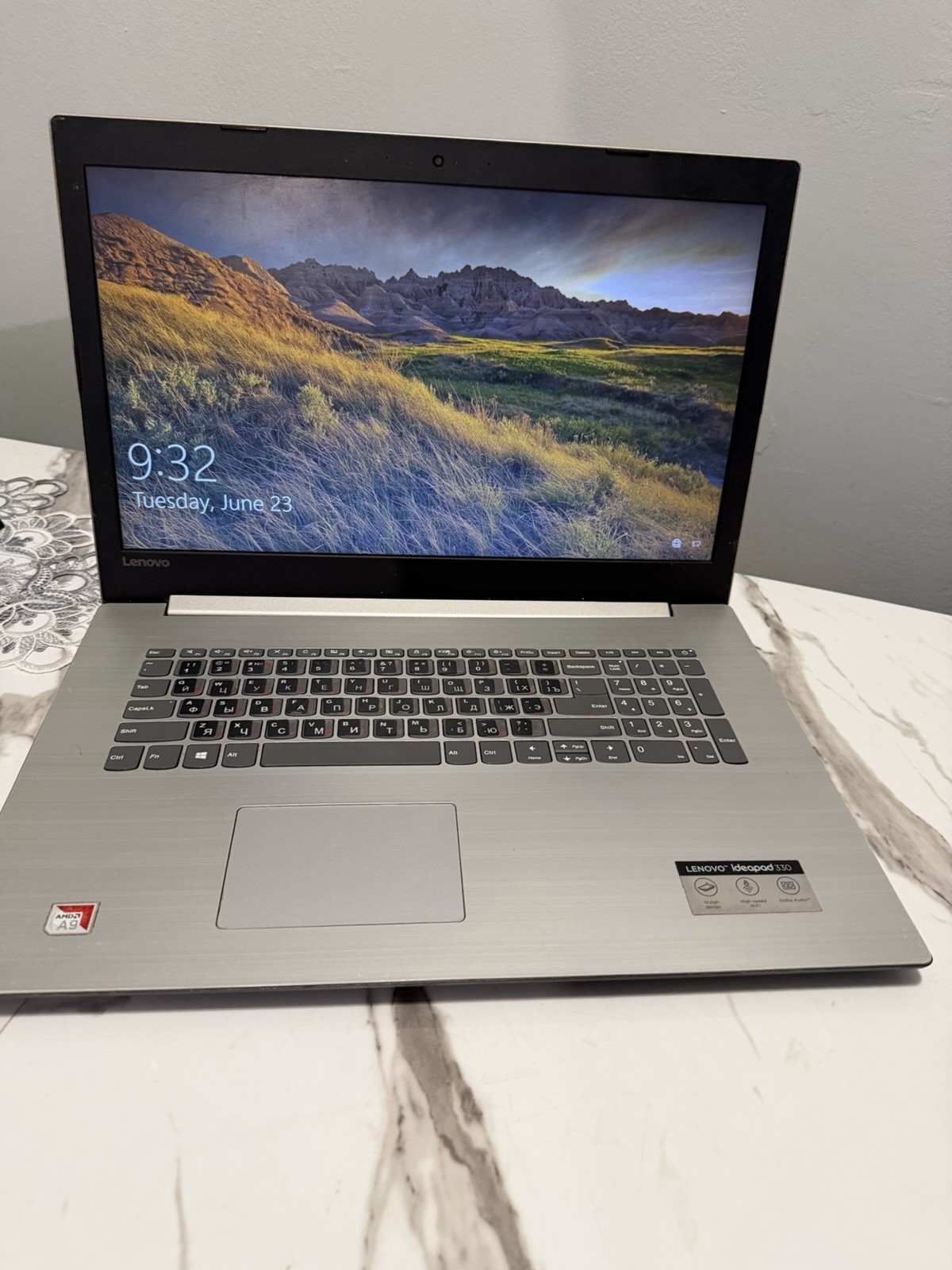 Lenovo IdeaPad 330 15.6″ AMD A9 8GB RAM 1TB HDD +128GB SSD Silver