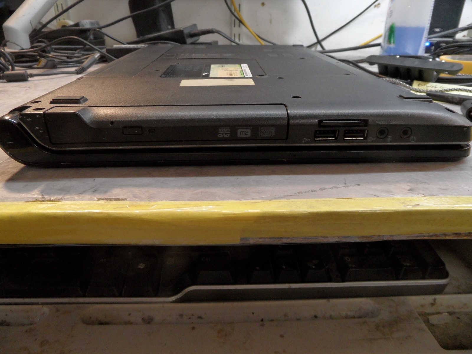 Inspiron 1764 Booted Windows Hard Drive Wiped 500 SSD
