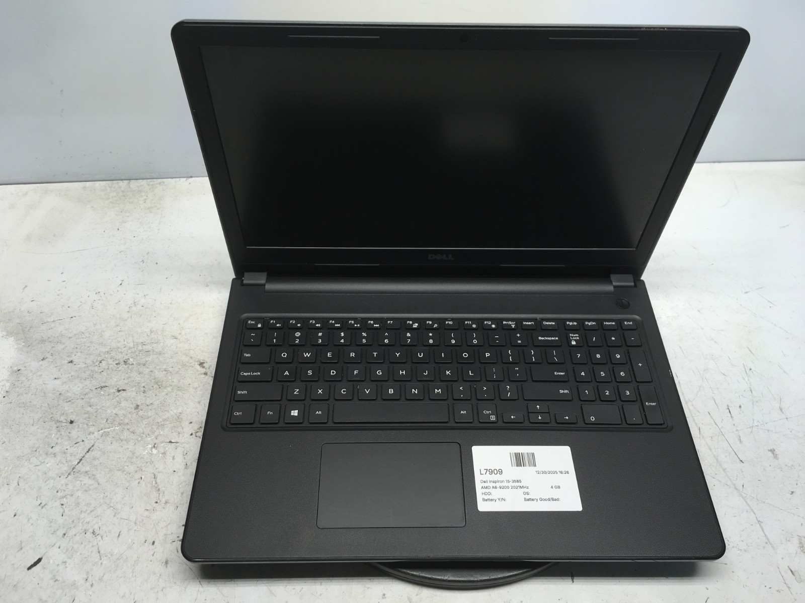 Dell Inspiron 15-3565 AMD A6-9200 2021MHz 4 GB NO HDD
