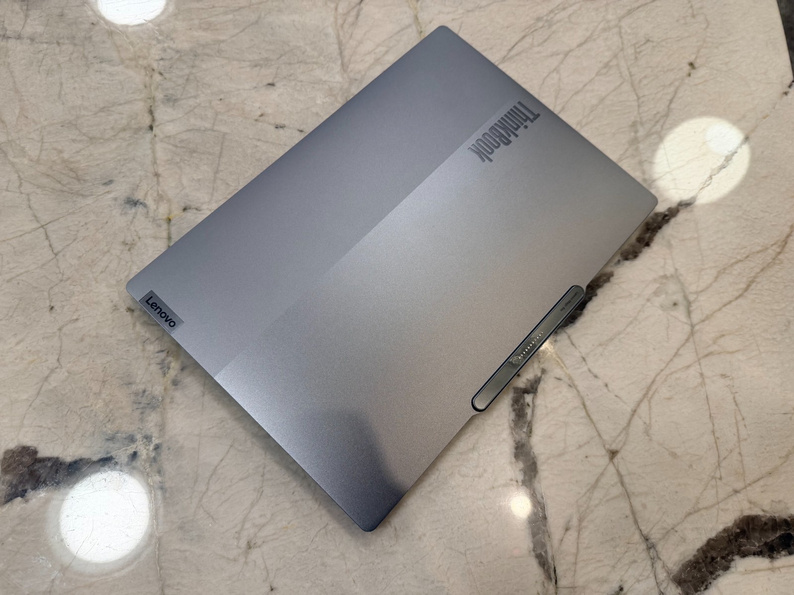 ThinkBook 13x G4 – Intel(R) Core(TM) Ultra 9 185H 32GB 1TB
