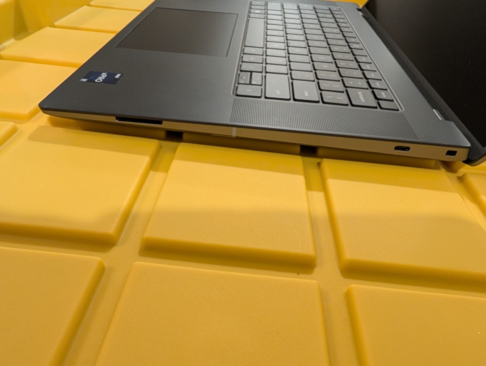 Dell Precision 5680 | 16″ | Intel i7-13800H | 32GB DDR5 RAM | 1TB NVME | W11 PRO