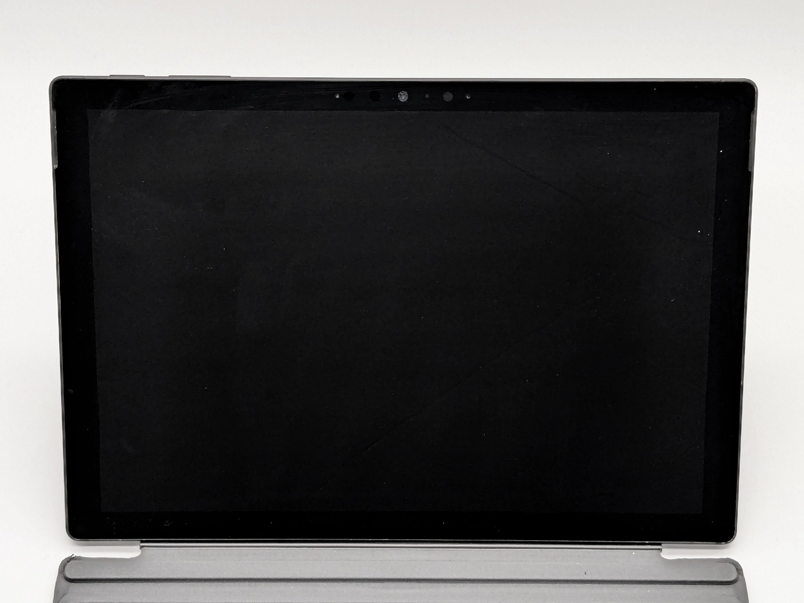 Microsoft Surface Pro 7+12″ 2736 x 1824 Touch I7-1165G7 16GB Palmrest *READ*