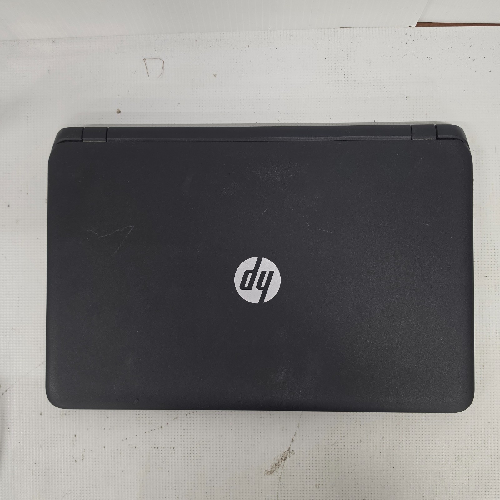 HP 15-f387 AMD A8-7410 R5 2ghz 4GB ran 15.6″ BAD KEYBOARD WONT POWER ON