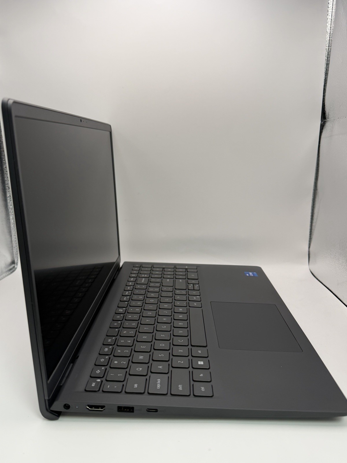 DELL PRO 15 ESSENTIAL PV15250,, 15.6” FHD 16GB 512GB SSD WiFi6+ BLUETOOTH -0WR3Y