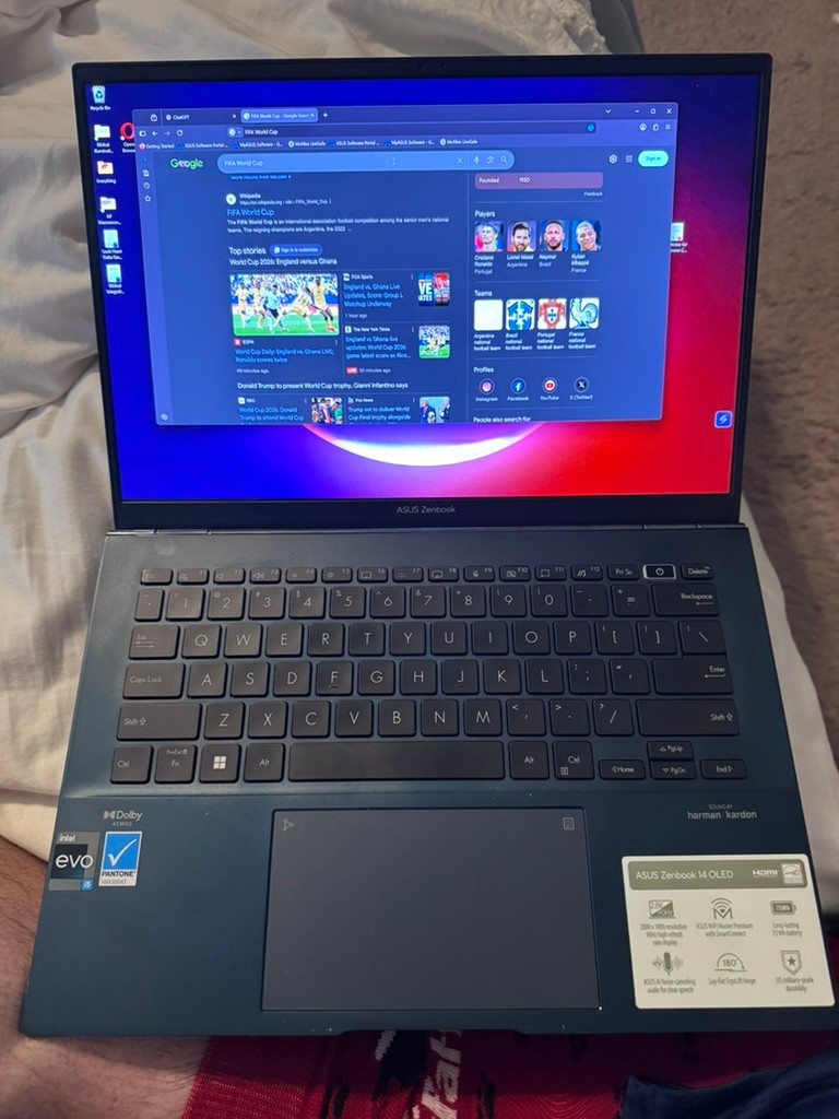 ASUS Zenbook 14 OLED Laptop 2.8K i5-1240P 8GB 256GB SSD Intel Evo Ultra Slim