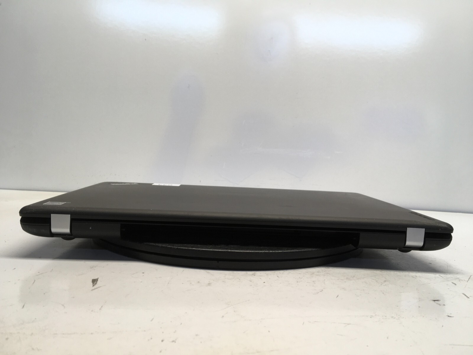 Lenovo ThinkPad E550 Intel i3-4005U 1.7GHz 4 GB NO HDD