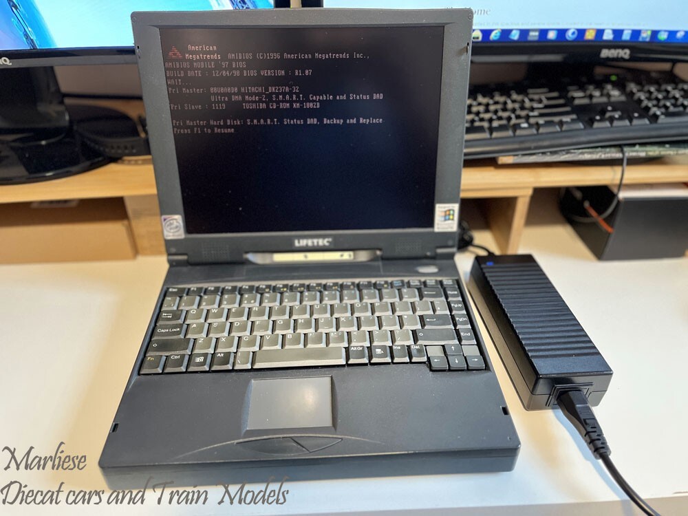Lifetec LT-9886 Laptop 98MB RAM 3.2GB HDD Win 98 W/ Ethernet & Modem PCMCIA_Rare