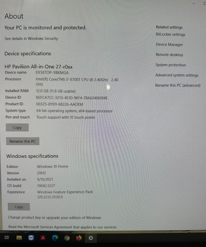 White HP Pavilion 27in All-in-One Barely Used