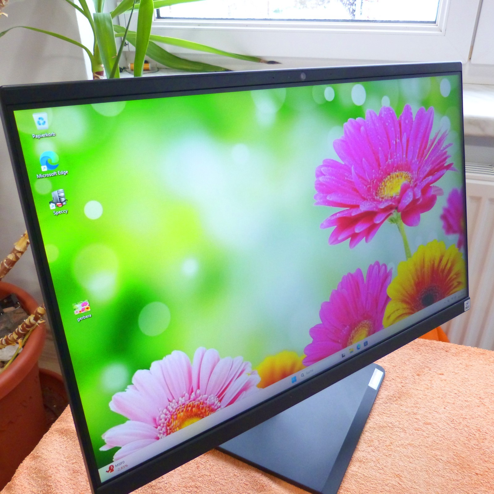 ALL IN ONE PC Lenovo V30a 24″ FULLHD l SSD Windows 11 PRO I Intel 10GEN AIO