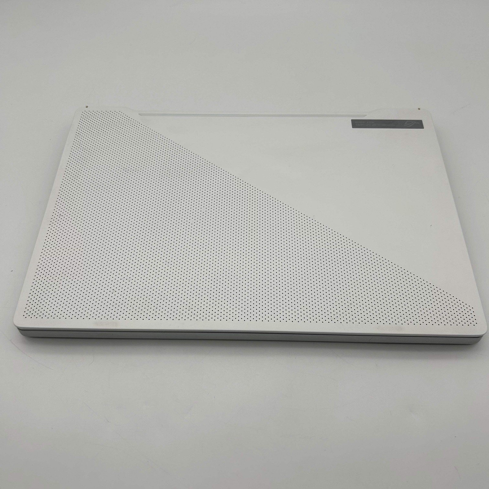 Asus ROG Zephyrus G14 |Ryzen 9 4900HS| 16GB RAM| 1TB SSD |RTX 2060| w/ Charger
