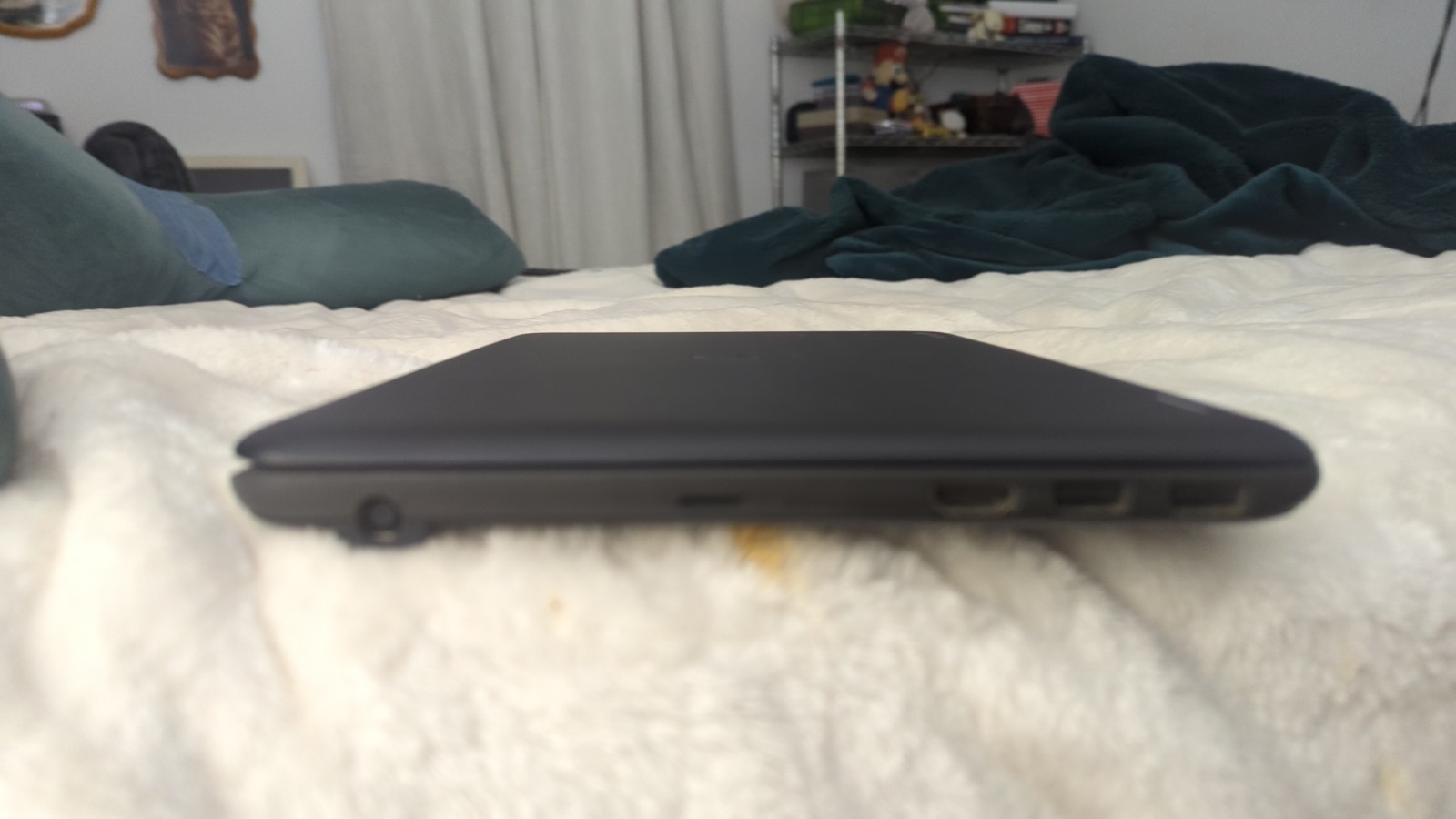 Dell Chromebook 3180 Laptop 11.6″ Celeron 4GB RAM 16GB SSD Linux Mint WiFi HDMI