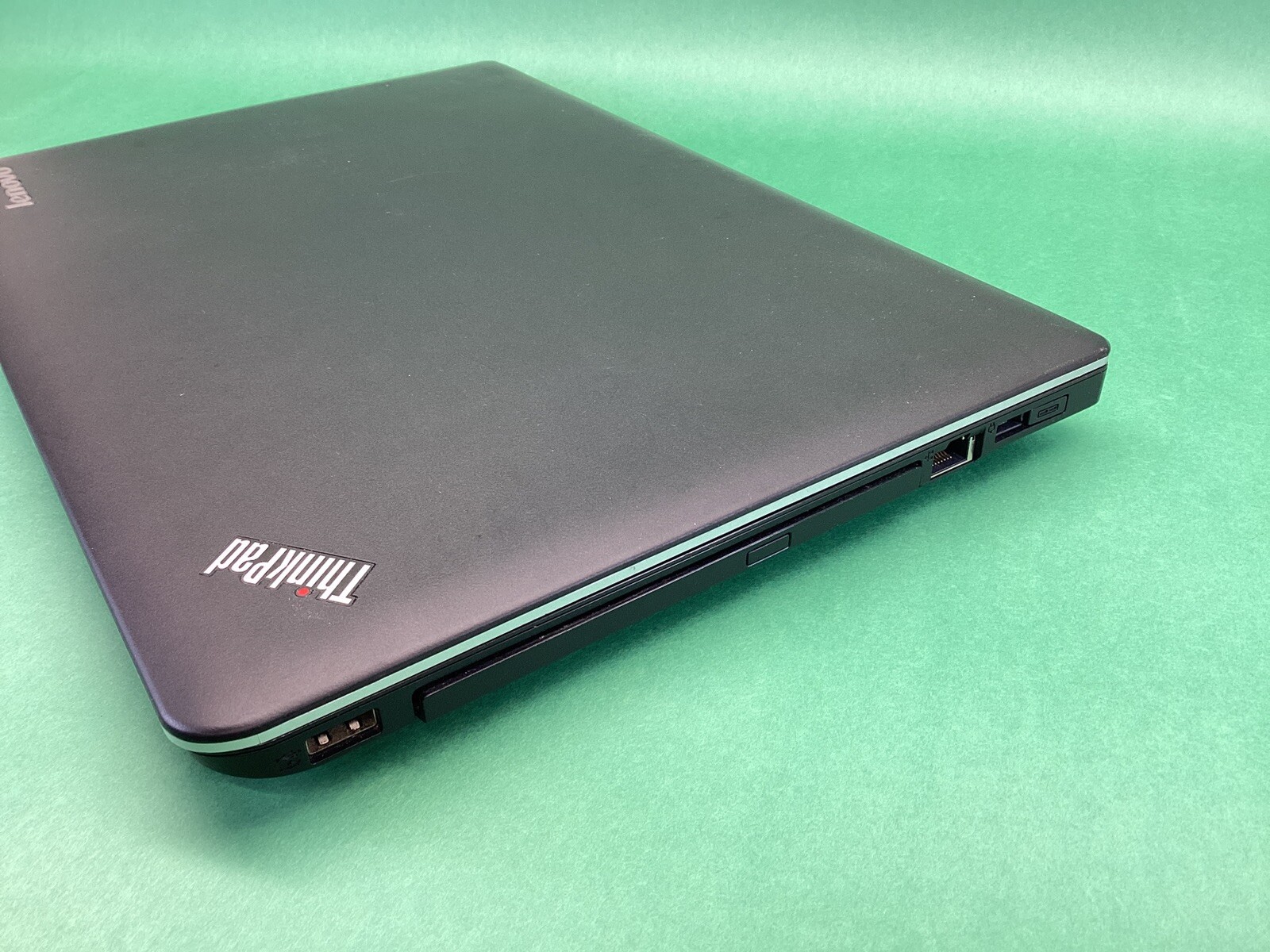 Lenovo ThinkPad Edge E440 14in laptop UNTESTED – POWERS ON