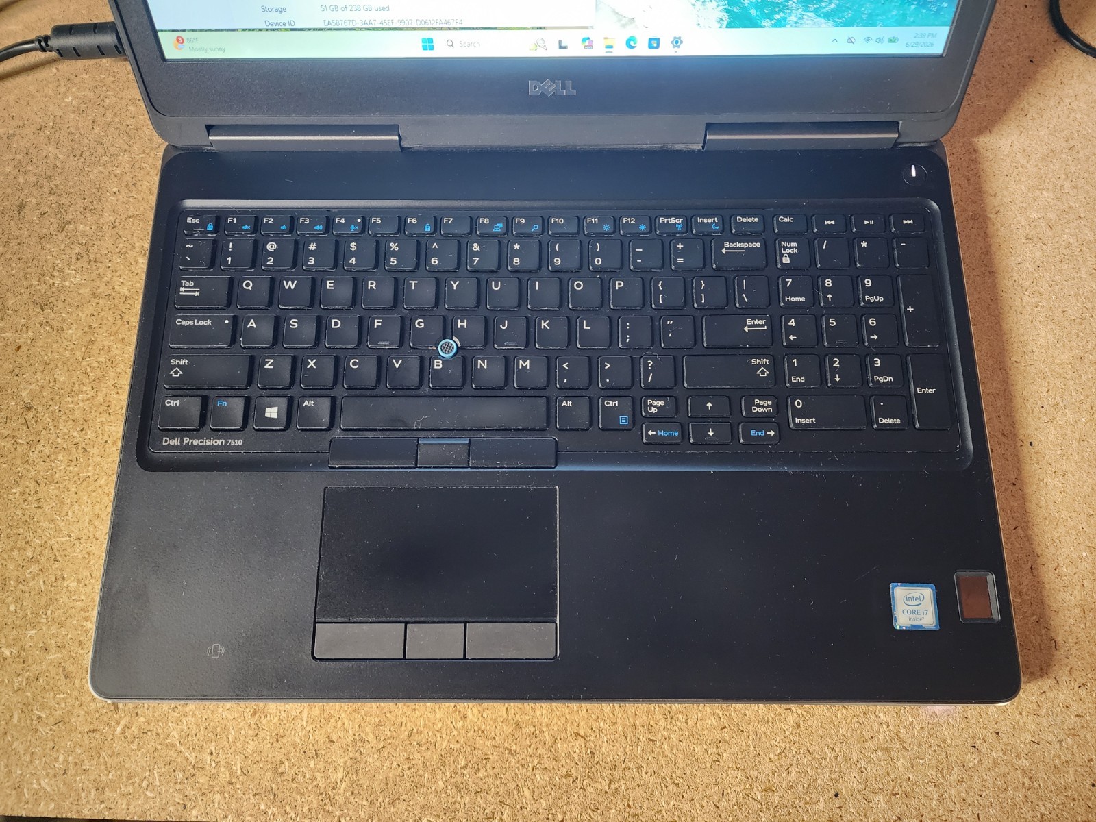 Dell Precision 7510 15.6″ i7-6820HQ 2.7GHz 16GB RAM 25GB SSD Win 11 Pro M1000M