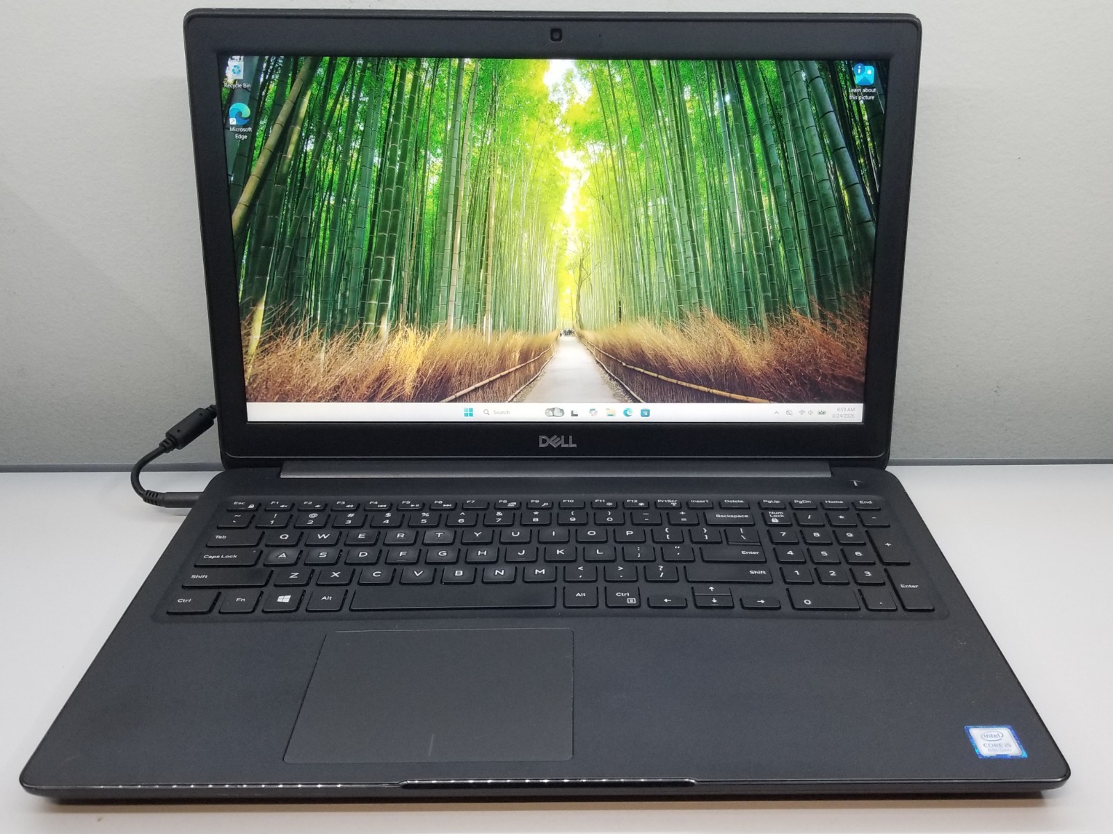 Dell Latitude 3500 15.6″ FHD i5-8265U 1.6GHz 8GB RAM 256GB NVMe Win 11 Pro WiFi