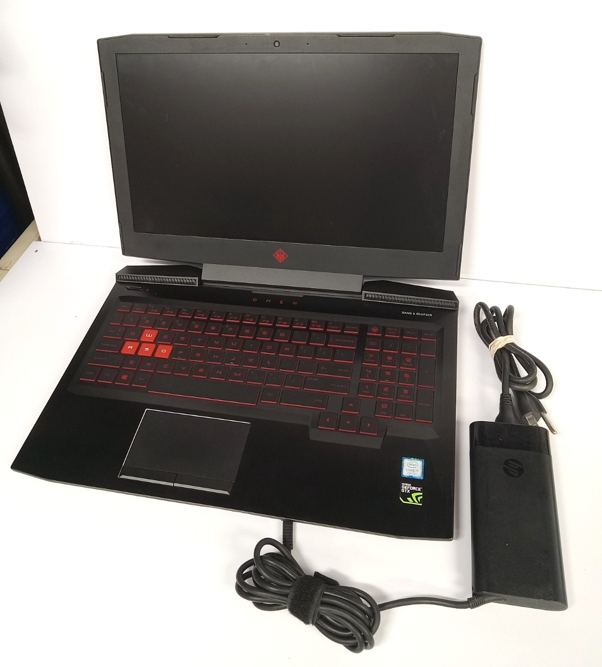 HP Omen 15-ce018dx 15.6″ (256GB SSD, i7 7th Gen, 16GB RAM) – BAD BATTERY, FF OTH