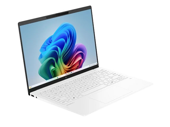 HP OmniBook 7 Laptop Computer 13.3″ WQXGA AMD Ryzen AI 7 32 GB 4 TB SSD