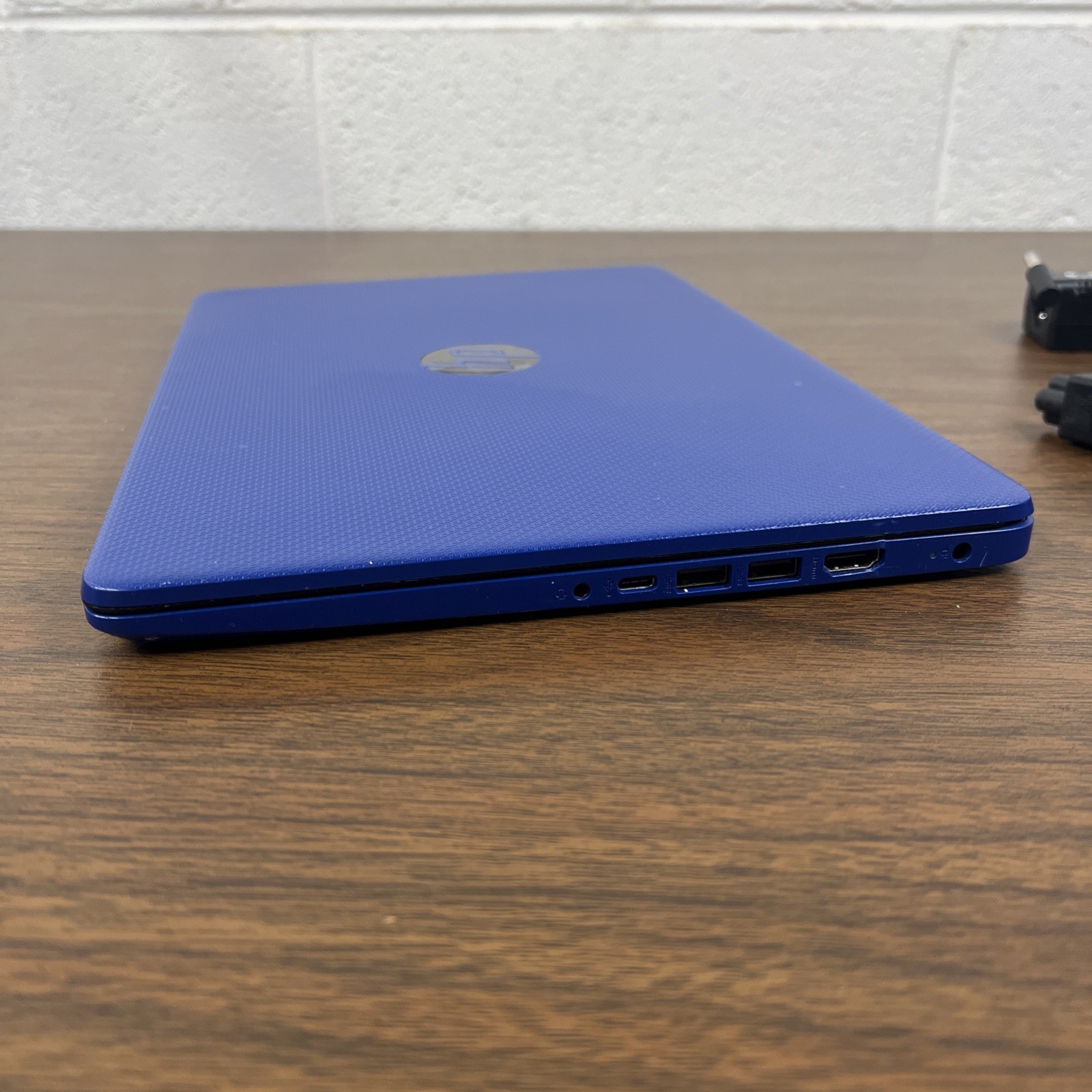 HP Laptop 14-FQ0010NR 14″ 3020e 1.2GHz 4GB RAM 64GB SSD Windows 11 Home