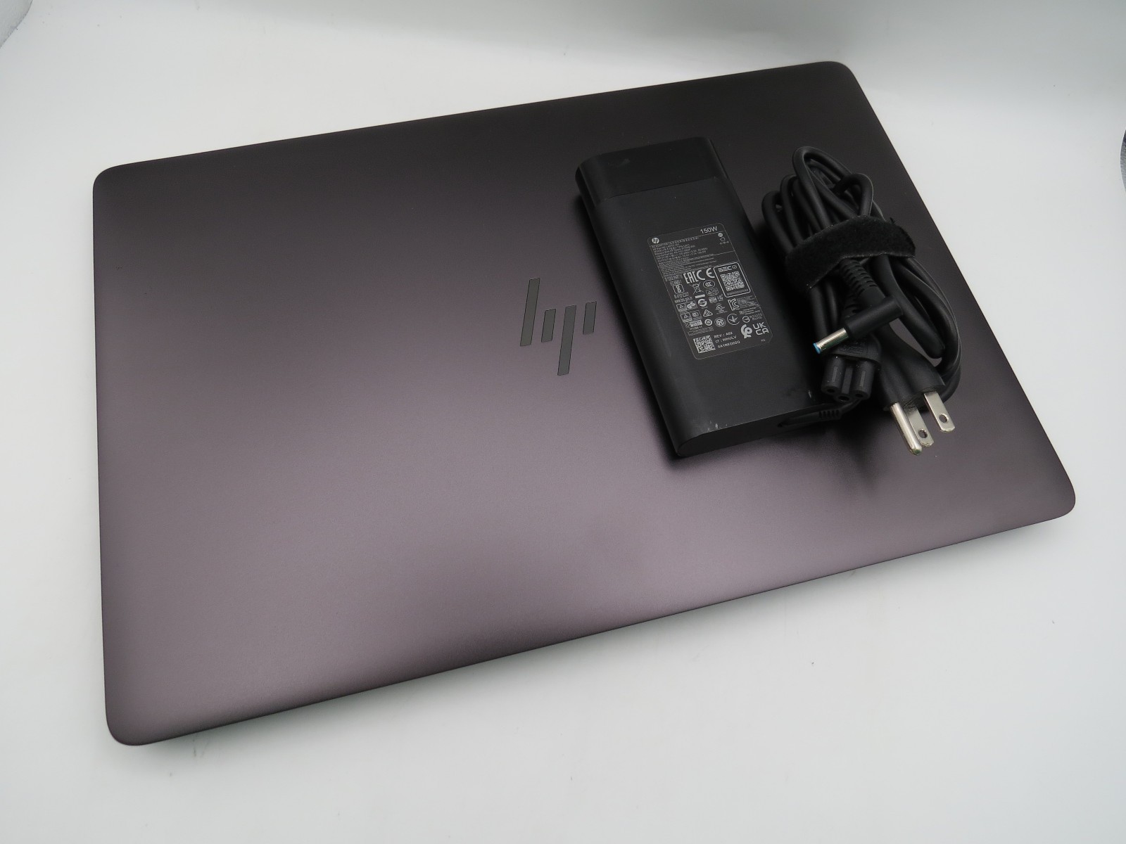 HP ZBook Studio G4 i7-7820HQ @ 2.9GHz 16GB DDR4 256GB m2 Quadro M200 No OS/Batt