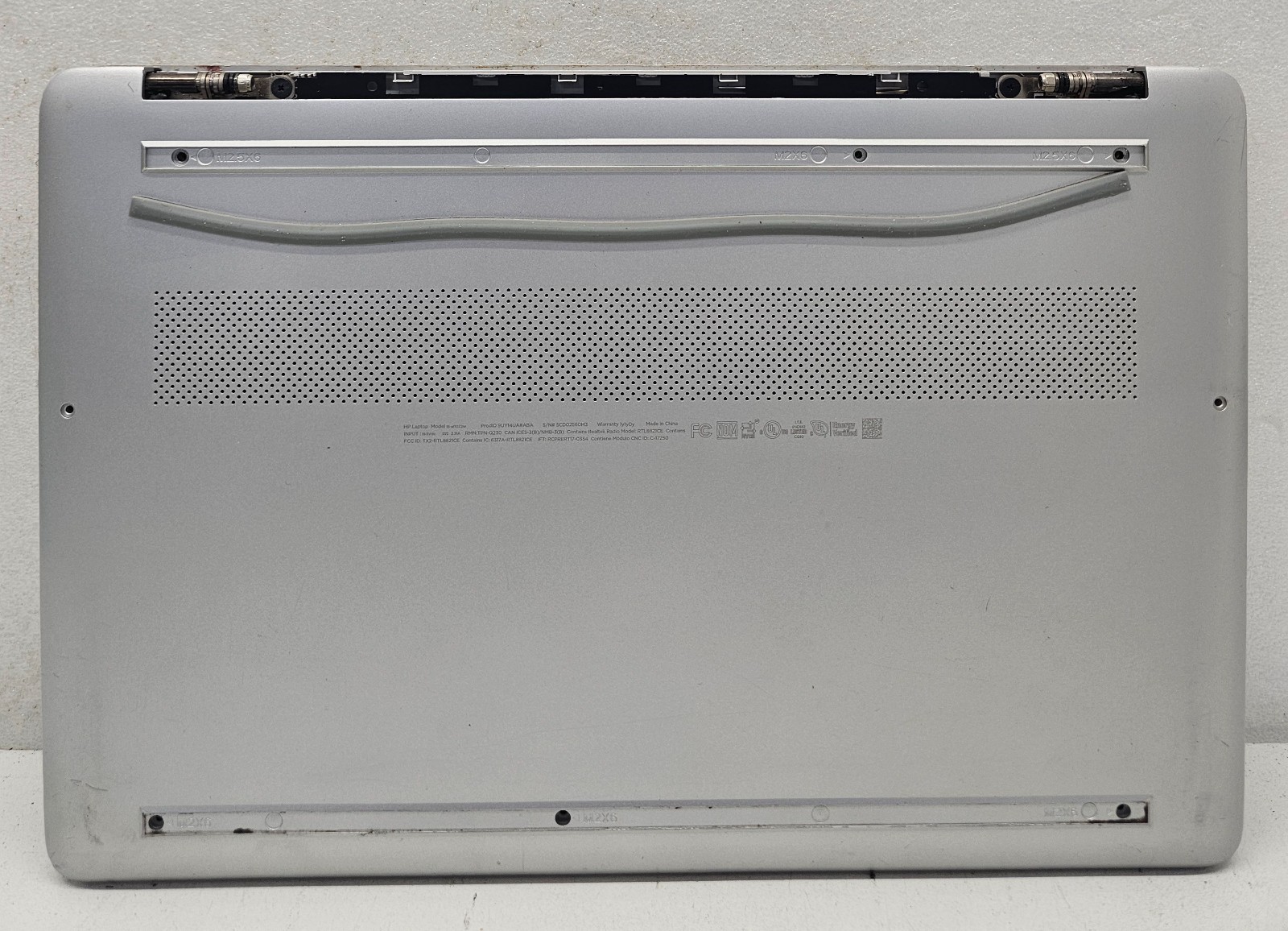 HP 15-ef1072NR 15.6″ Laptop AMD Ryzen 3 3250U 8GB Ram NO HD/OS (FL)