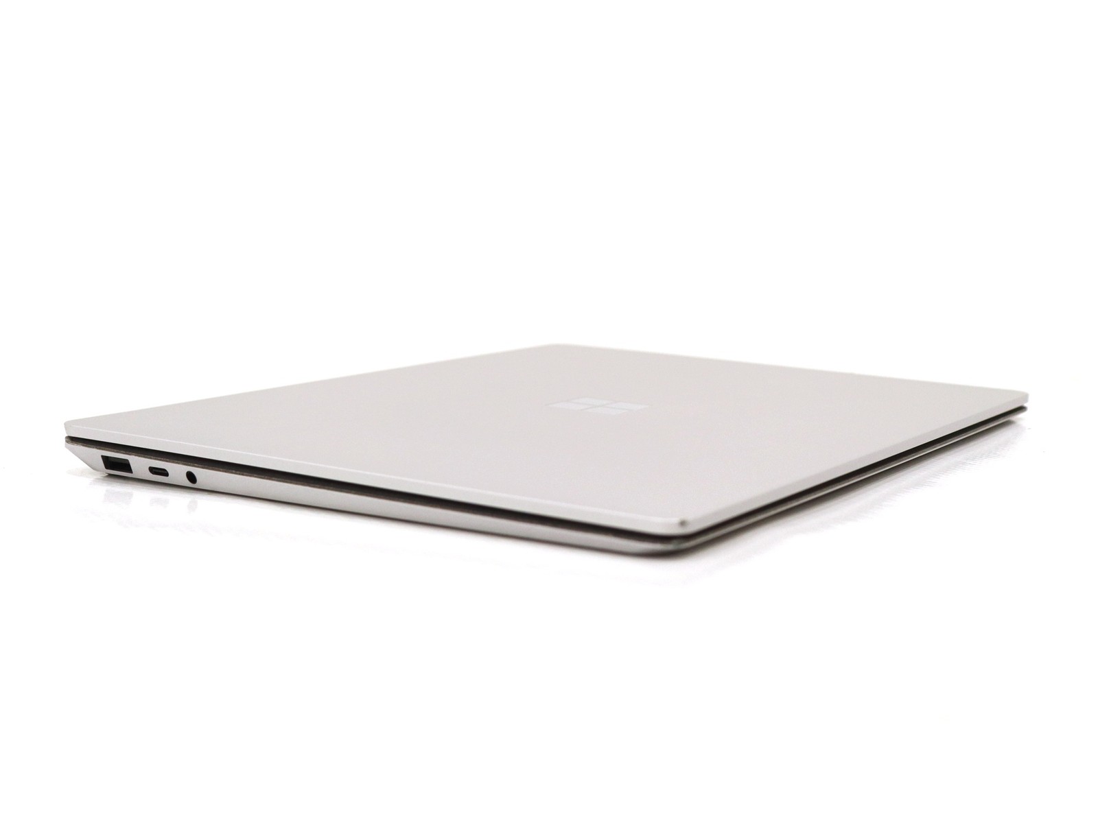 Microsoft Surface Laptop 4 1958 13.5″ Touch Ryzen 5 4680U 16GB 256GB NVMe As Is