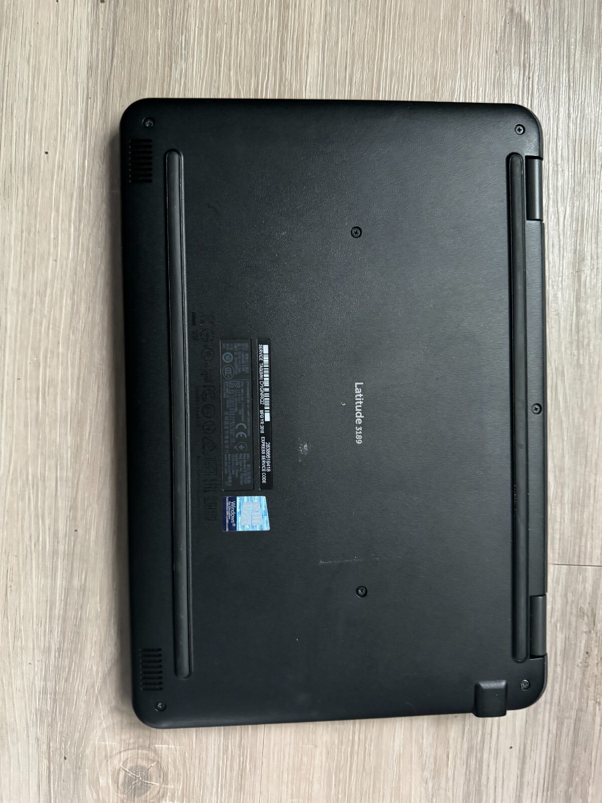Dell Latitude 3189 Touchscreen Laptop 11.6″ Celeron 4GB RAM (No Storage/No OS)